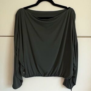 Athleta Olive Green Women Long Sleeve Lightweight Boat Neck Off Shoulder Blouse